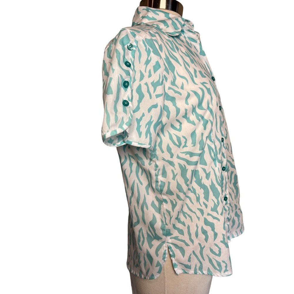American Sweetheart by Adrian Delafield Blouse M Short sleeve button up animal p - Picture 9 of 14